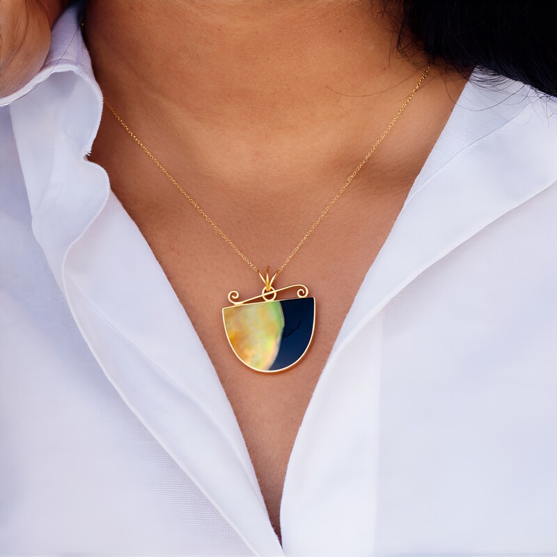 Perlmutt-Silberanhänger (Bali Barong)