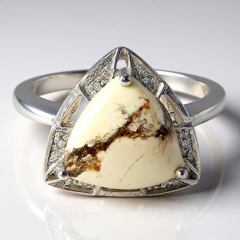 Anello in argento con Magnesite