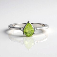 Anello in argento con Peridoto