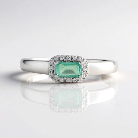 Bague en argent et Emeraude de Russie
