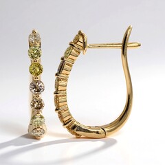Orecchini in oro con Diamante Fancy SI2