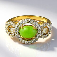 Anello placcato in oro con Crisoprasio Imperiale