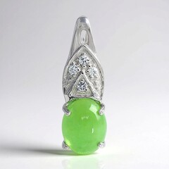 Ciondolo in argento con Crisoprasio Imperiale