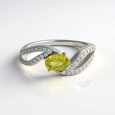 Anello in argento con Sfene