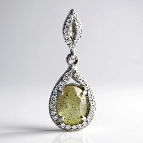 Ciondolo in argento con Labradorite