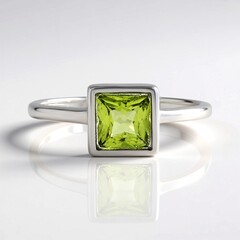 Anello in argento con Peridoto