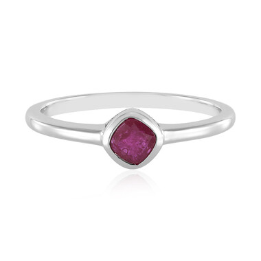Anello in argento con Rubino del Madagascar