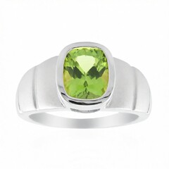 Anello in oro con Peridoto Wagogo