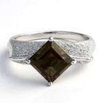 Anello in argento con Quarzo Fumè