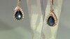 Gouden oorbellen met Blauwe Ceylon saffieren