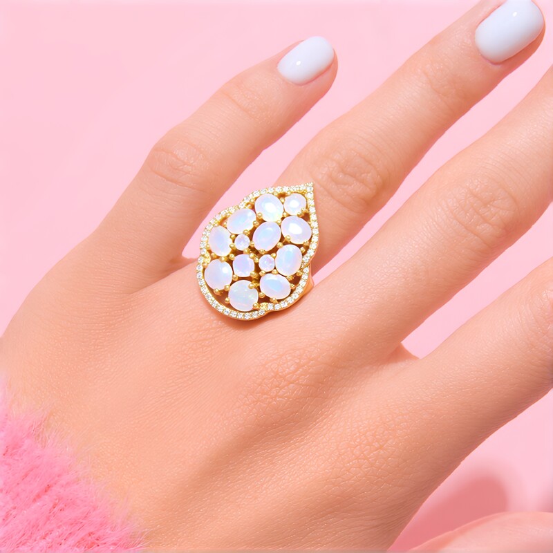 Anello in argento con Opale di Welo