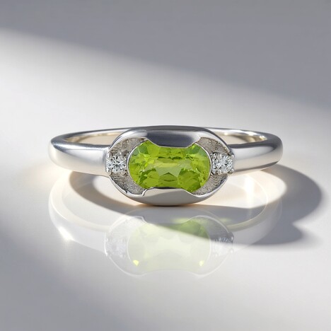 Anello in argento con Peridoto