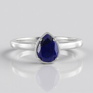 Zilveren ring met een lapis lazuli