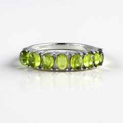 Anello in argento con Vesuvianite