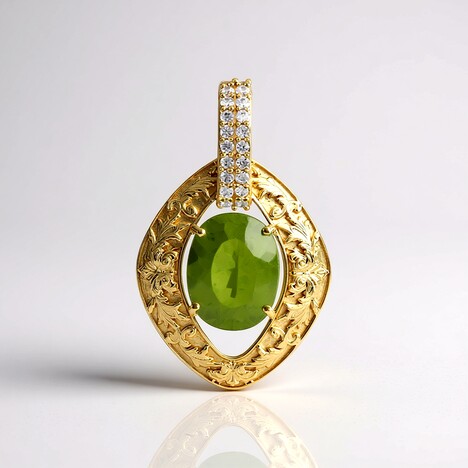 Pendentif en argent et Péridot (de Melo Essence)