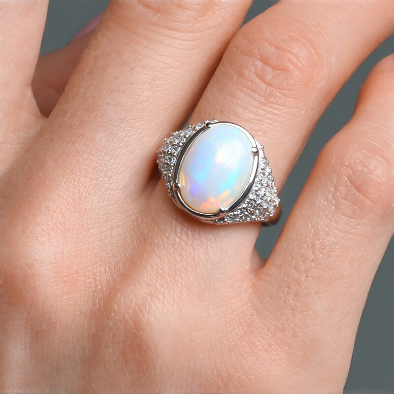 Bague en argent et Opale Welo (Adela Silber)