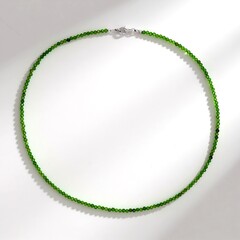 Collana in argento con Diopside Russo