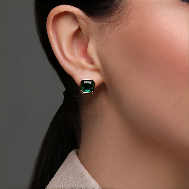 9K Benedito Green Tourmaline Gold Earrings