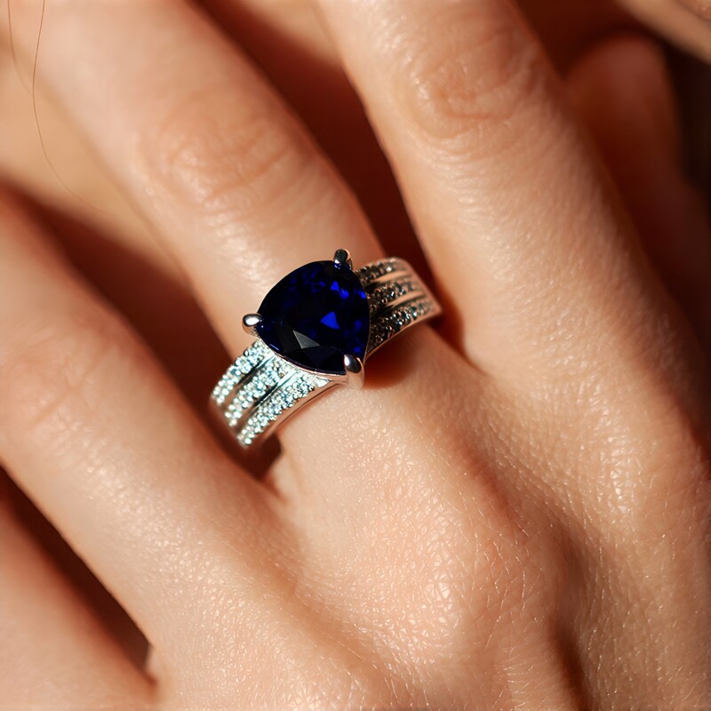 Anillo en plata con Hematita negra