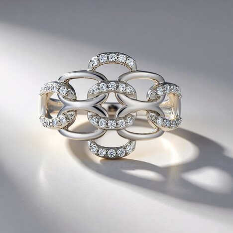 Anello in argento con Zircone