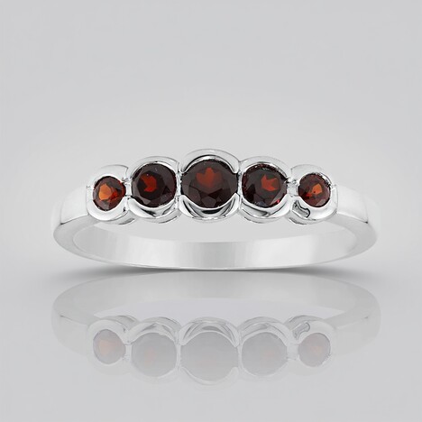 Anello in argento con Granato Mozambico