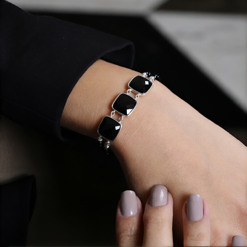 Schwarzer Spinell-Silberarmband (KM by Juwelo)