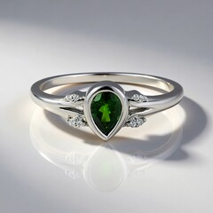 Anello in argento con Diopside Russo