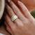 Anillo en plata con Esfena