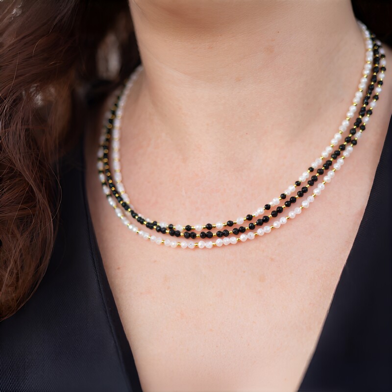 Grey Zircon Silver Necklace (Riya)