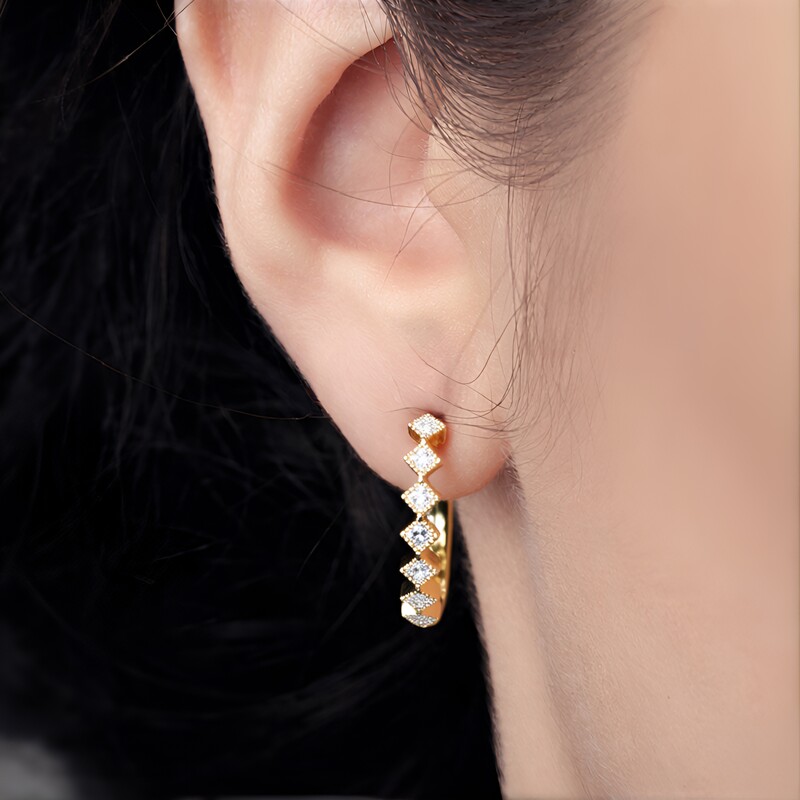 Orecchini in oro con Diamante SI1 (G) (Annette)