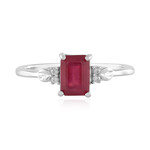 Zilveren ring met een Bemainty robijn