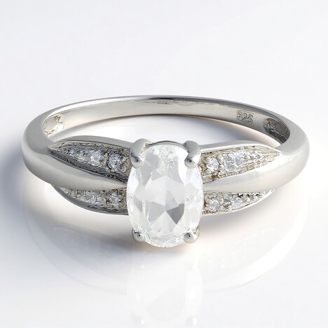 Anello in argento con Berillo Himalayano