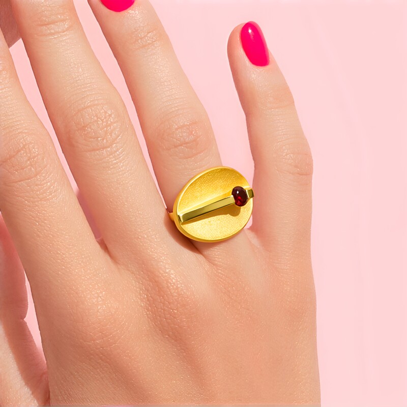 Anello placcato in oro con Granato Mozambico (MONOSONO COLLECTION)