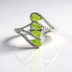 Anello in argento con Sfene