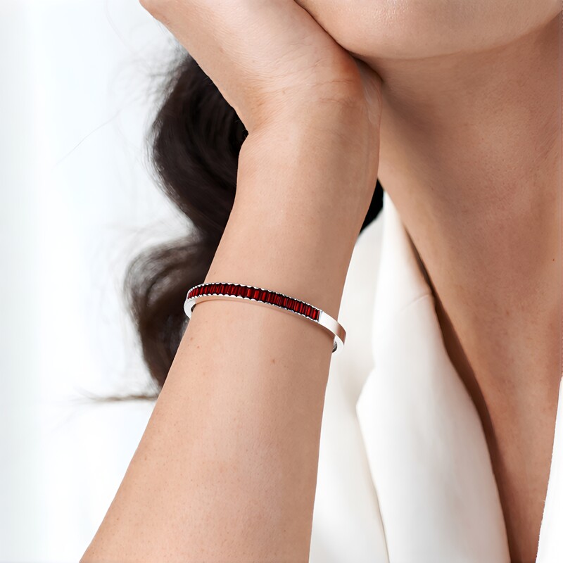 Mozambique Garnet Silver Bangle