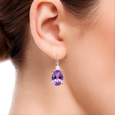 Orecchini in oro con Tanzanite AAA