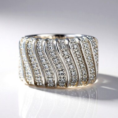 Anillo en plata con Zircón