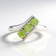 Anello in argento con Sfene