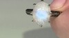 Anillo en plata con Piedra de Luna arcoíris