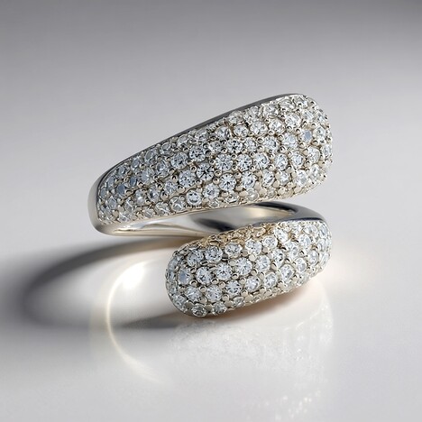Anello in argento con Zircone