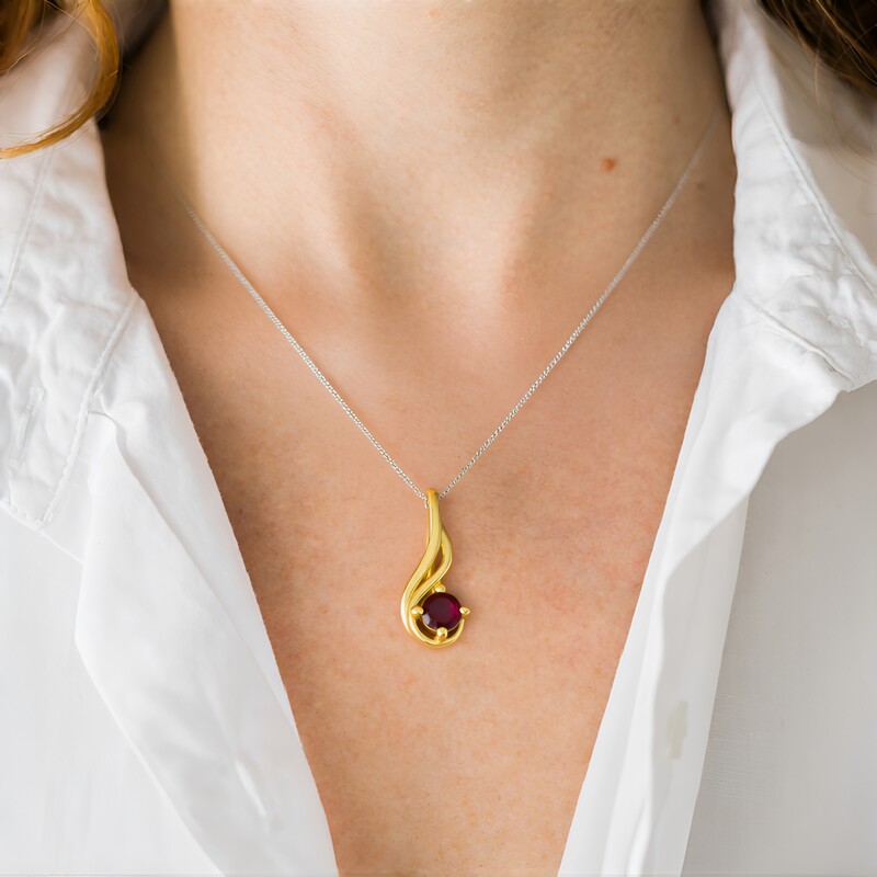 Ciondolo in argento con Spinello Rosso