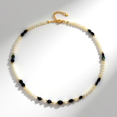 Collana in argento con Opale Mezezo