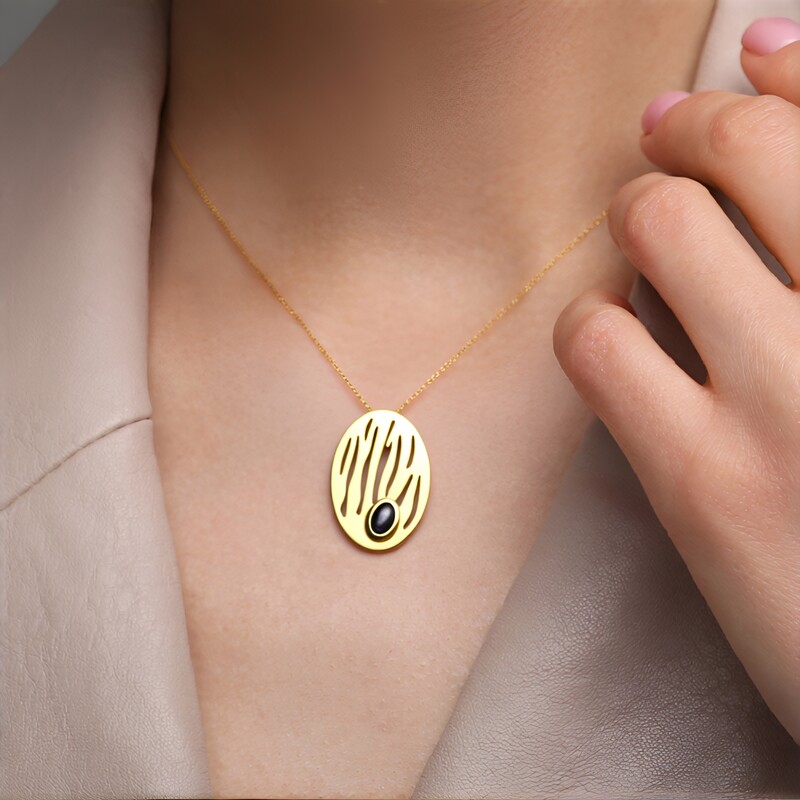 Schwarzer Stern-Saphir-Silberanhänger (MONOSONO COLLECTION)