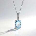 Collana in oro con Acquamarina Brasiliana AAA