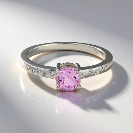 Anello in argento con Kunzite