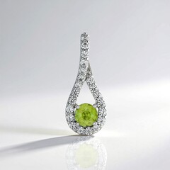 Ciondolo in argento con Sfene