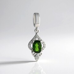 Ciondolo in argento con Diopside Russo