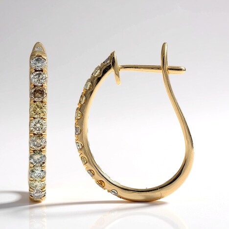 Orecchini in oro con Diamante Fancy SI2 (CIRARI)