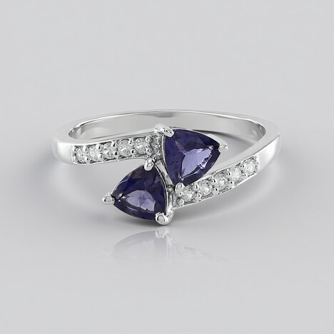 Anello in argento con Iolite
