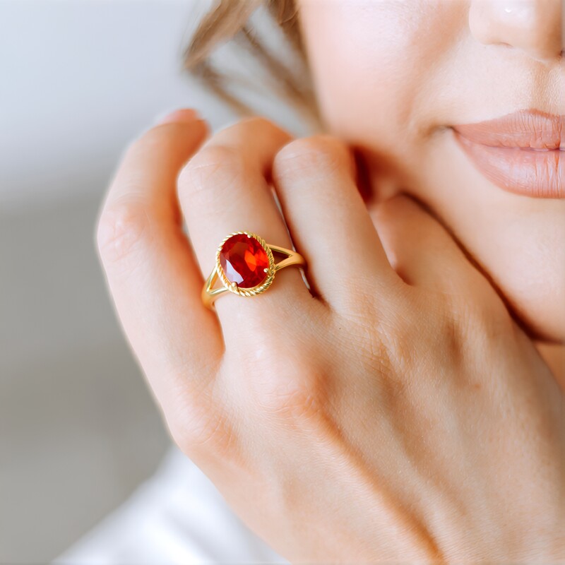 Bague en or et Opale de feu mexicaine AAA